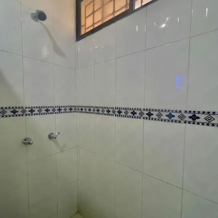 Catalina Bocagrande 1b *