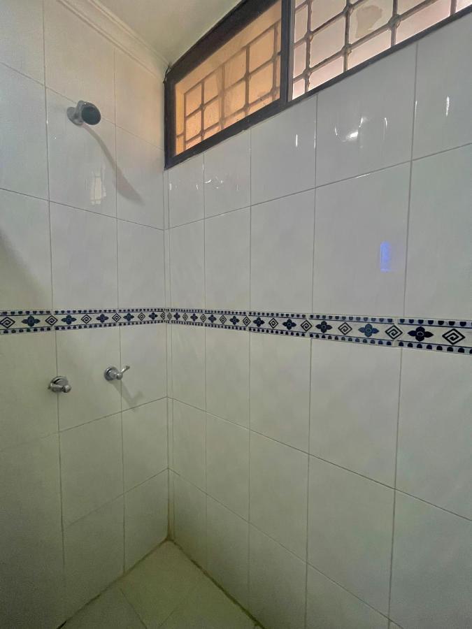 Catalina Bocagrande 1b *